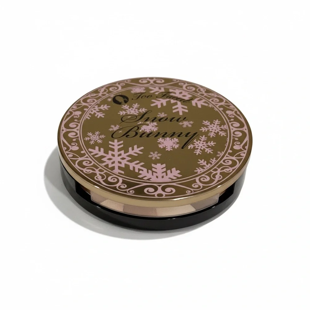 Deadstock: Too Faced 𖠌 Ltd Ed Snow Bunny Bronzer 𖠌 Mirror Finish Compact 𖠌 Full